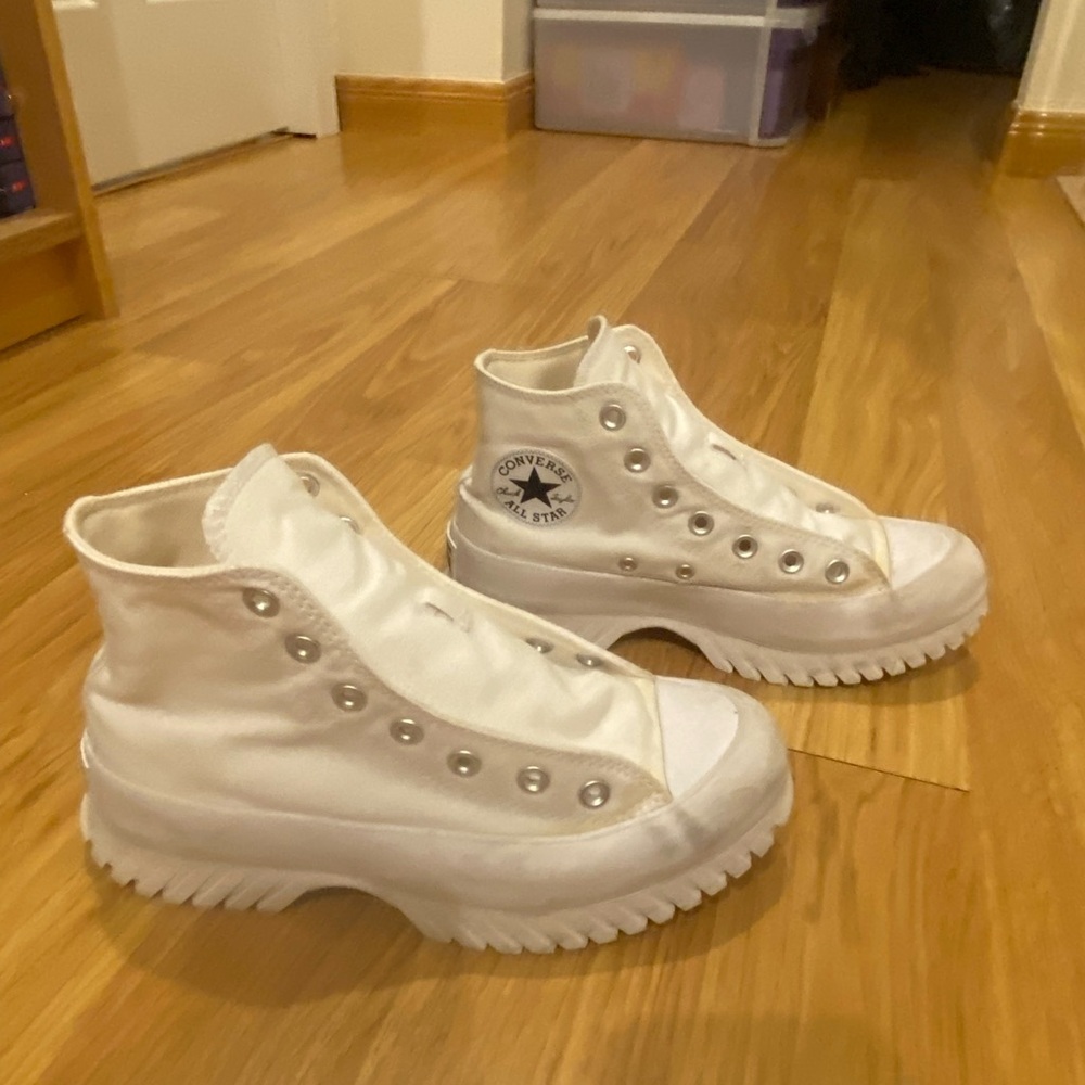 Converse Chuck Taylor Women's White Platform Sneakers